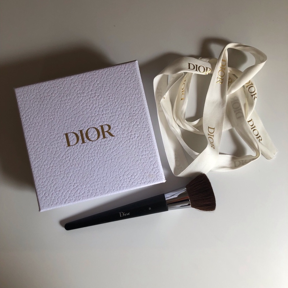 Dior Foundation Brush #15 + Small SLG Box